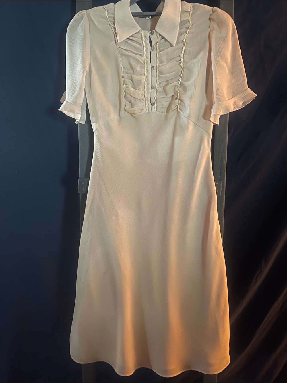 Chelsea & Violet Ivory Ruffle-Front Short Sleeve Dress